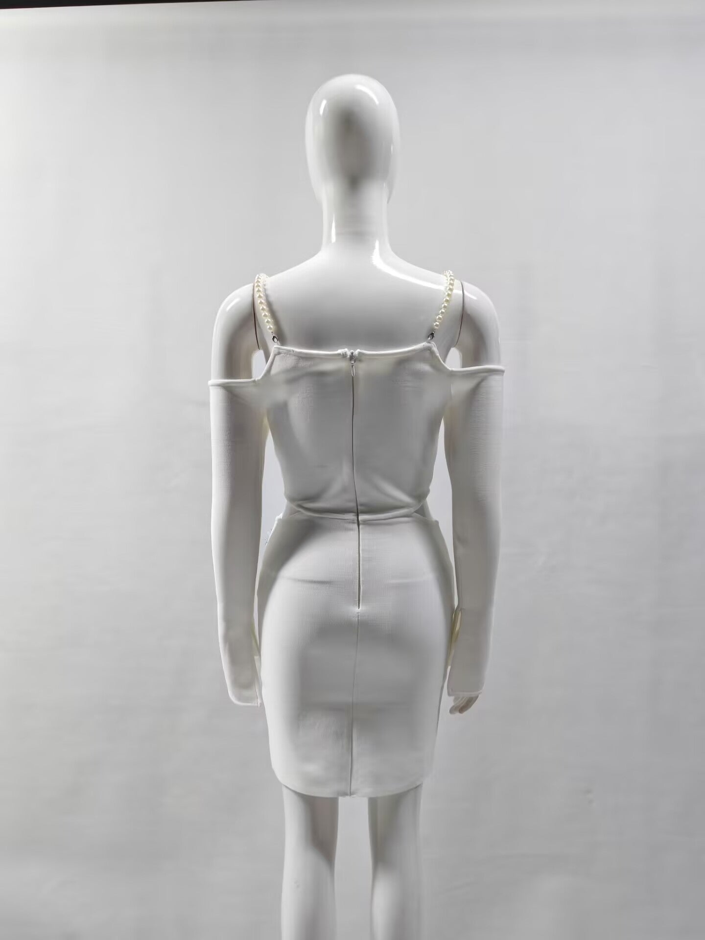 Elegantes Bandage-Maxikleid mit Diamanten – Bodenlang & Quadratkragen