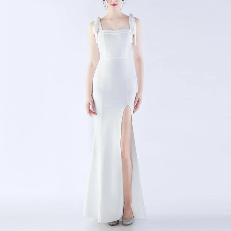 {{ product_title }} – Exklusive Damenmode für besondere Anlässe | HotFashionista.de