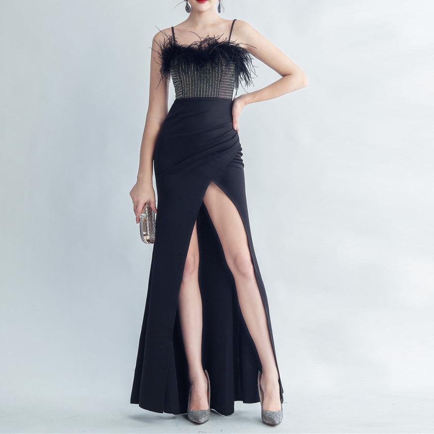 Elegantes Bandage-Maxikleid mit Diamanten – Bodenlang & Quadratkragen