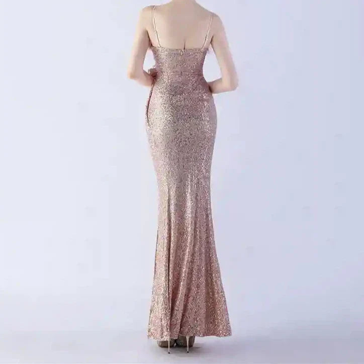 Elegantes Bandage-Maxikleid mit Diamanten – Bodenlang & Quadratkragen