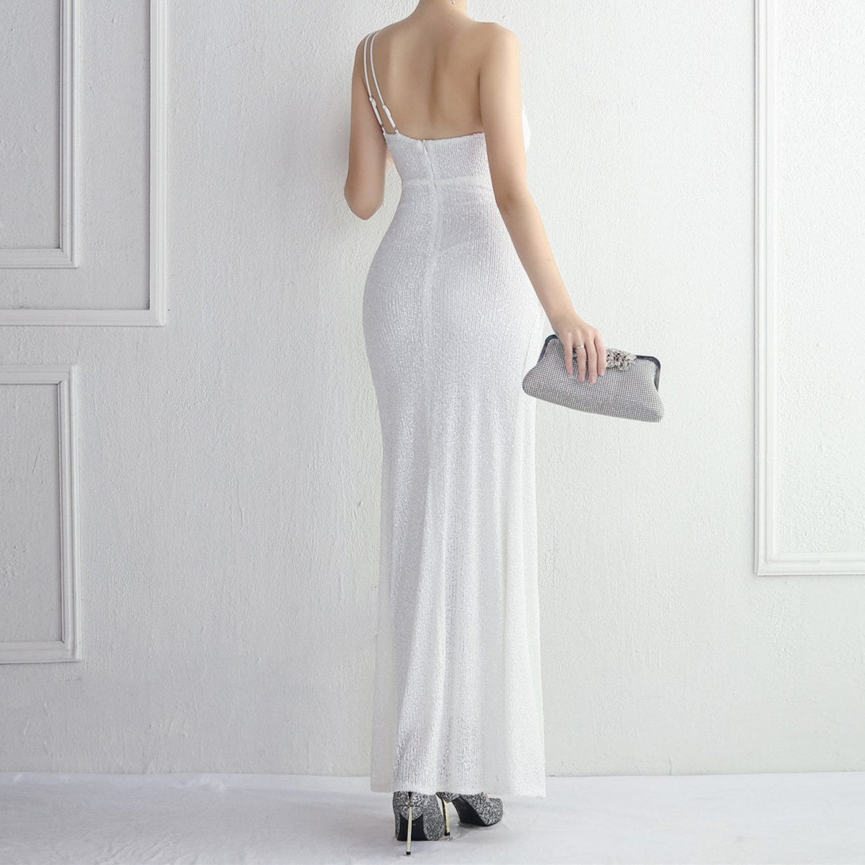 Elegantes Bandage-Maxikleid mit Diamanten – Bodenlang & Quadratkragen