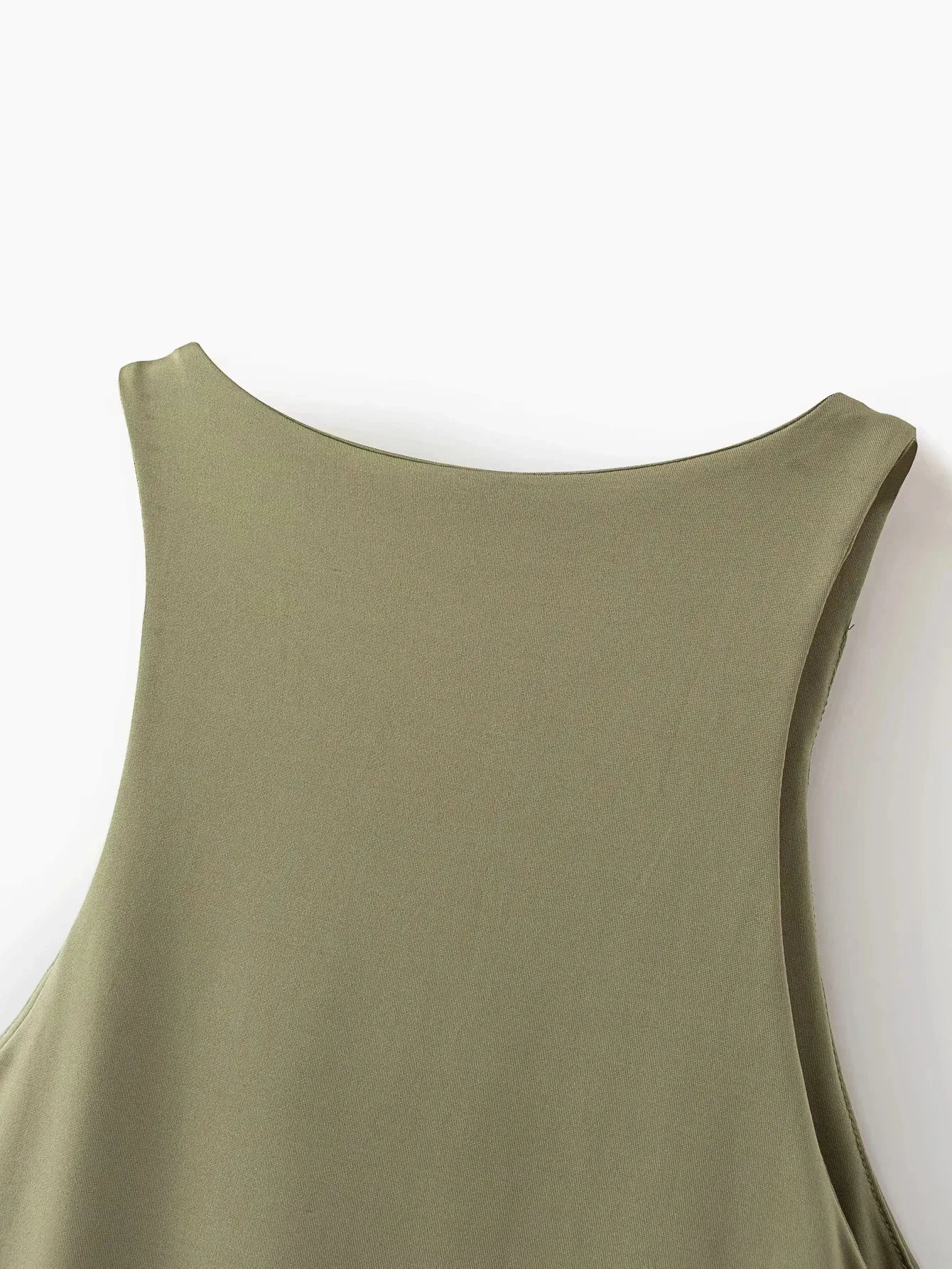 Elegantes Bandage-Maxikleid mit Diamanten – Bodenlang & Quadratkragen