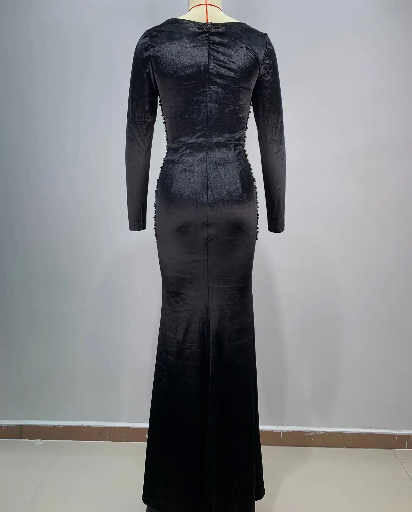 Elegantes Bandage-Maxikleid mit Diamanten – Bodenlang & Quadratkragen