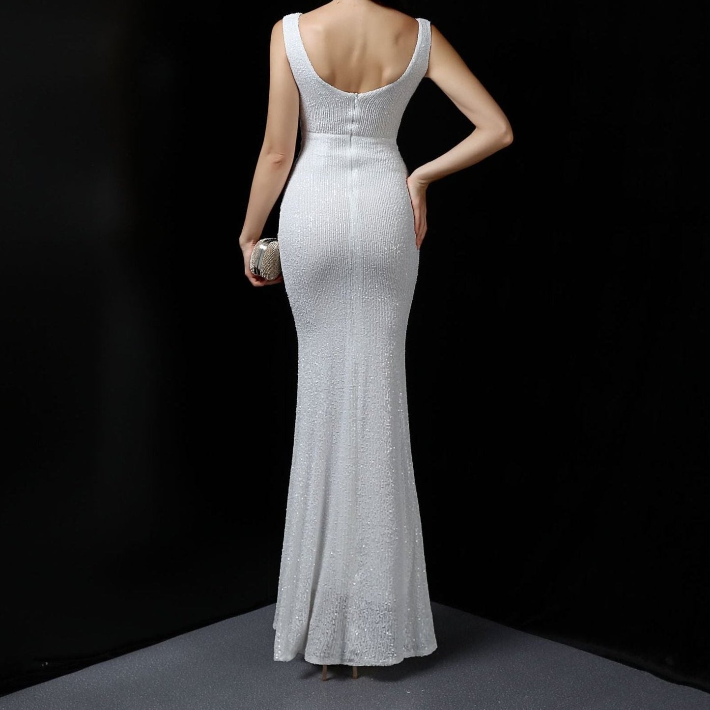 Elegantes Bandage-Maxikleid mit Diamanten – Bodenlang & Quadratkragen