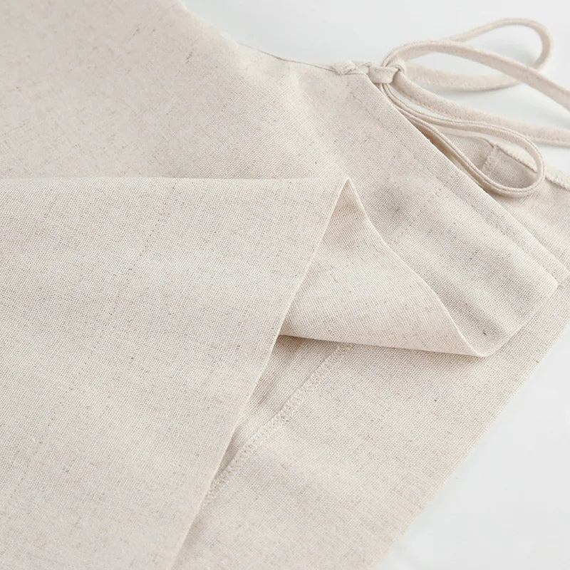Elegantes Bandage-Maxikleid mit Diamanten – Bodenlang & Quadratkragen