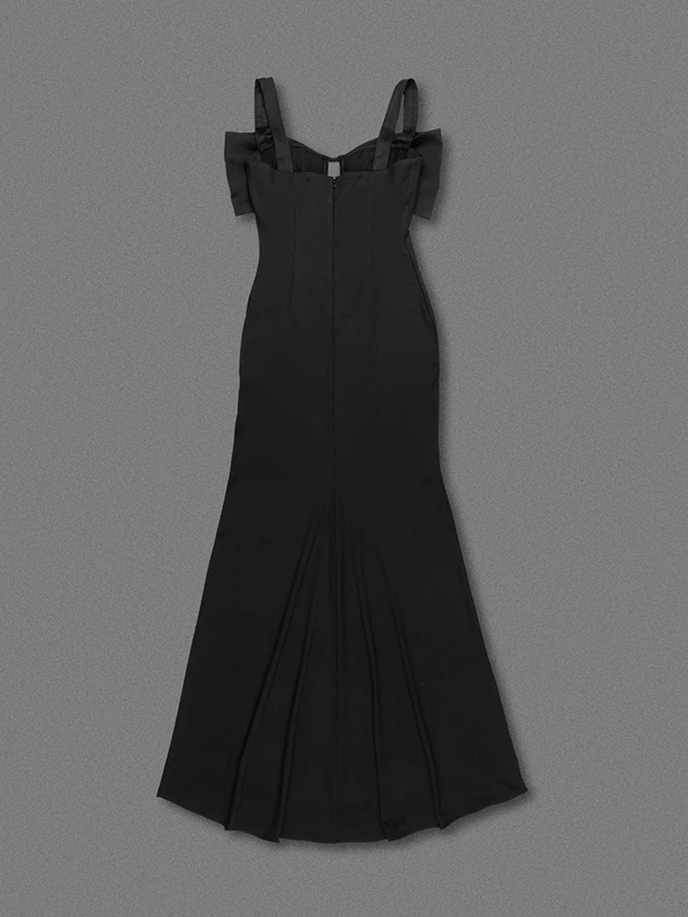 Elegantes Bandage-Maxikleid mit Diamanten – Bodenlang & Quadratkragen