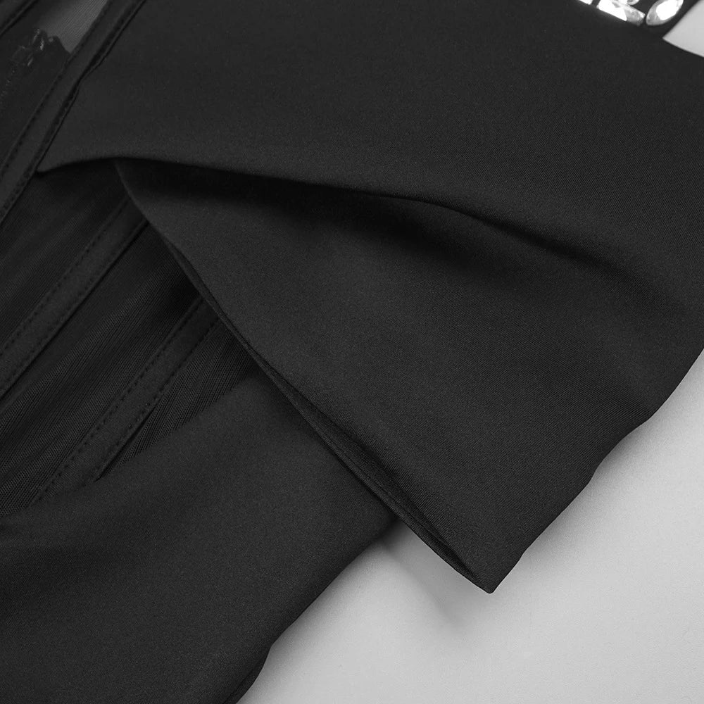 Elegantes Bandage-Maxikleid mit Diamanten – Bodenlang & Quadratkragen