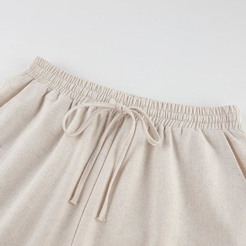 Elegantes Bandage-Maxikleid mit Diamanten – Bodenlang & Quadratkragen