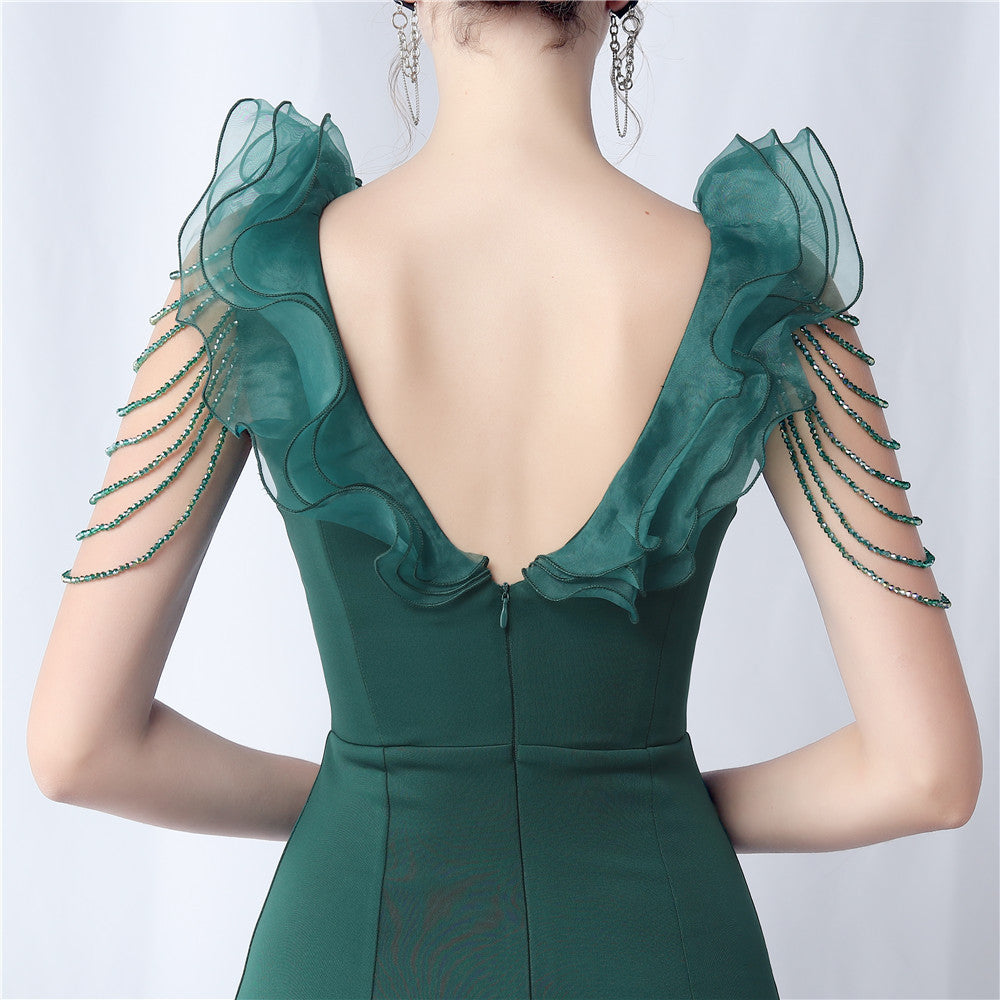 {{ product_title }} – Exklusive Damenmode für besondere Anlässe | HotFashionista.de