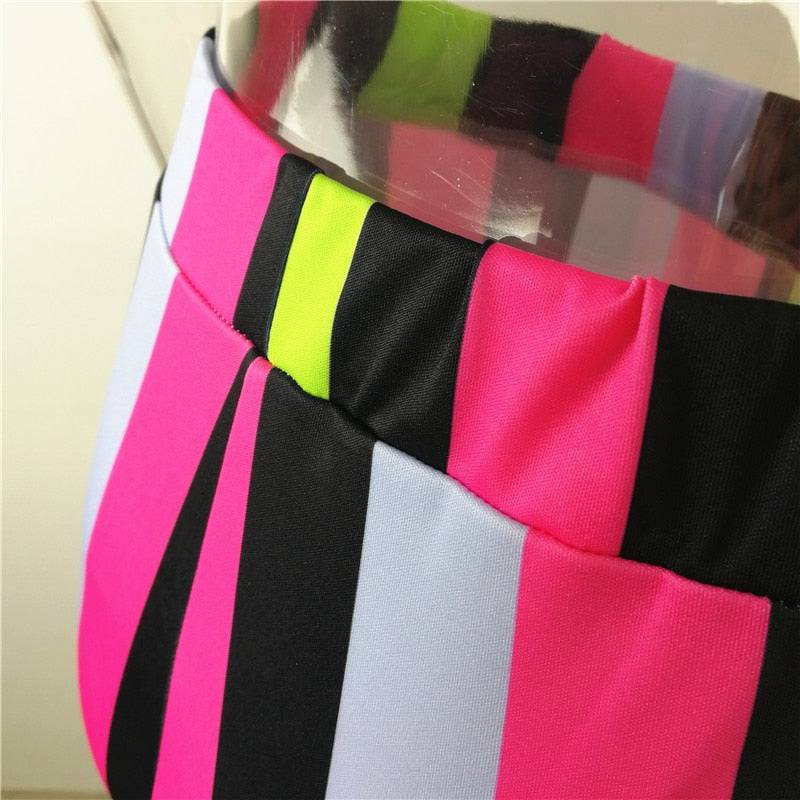 Elegantes Bandage-Maxikleid mit Diamanten – Bodenlang & Quadratkragen
