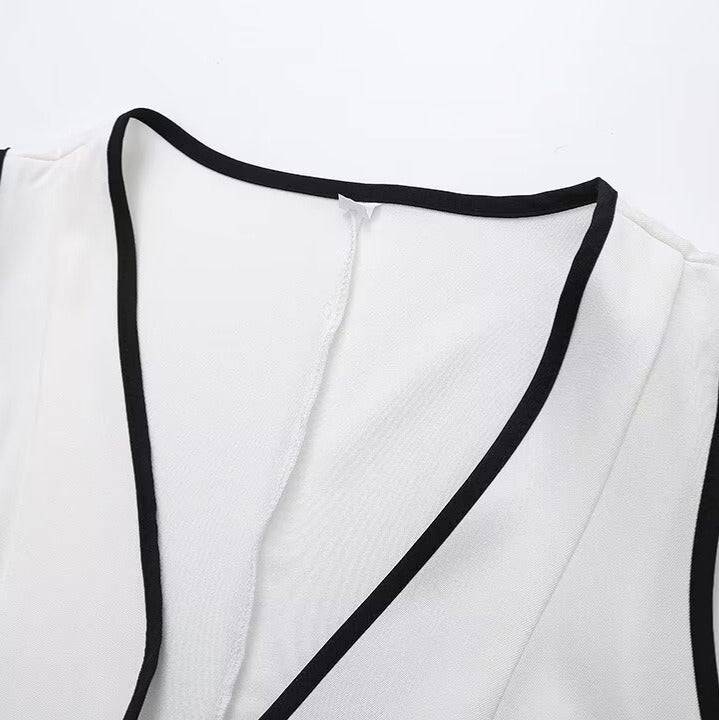 Elegantes Bandage-Maxikleid mit Diamanten – Bodenlang & Quadratkragen