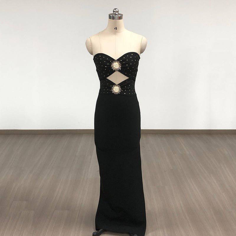 {{ product_title }} – Exklusive Damenmode für besondere Anlässe | HotFashionista.de