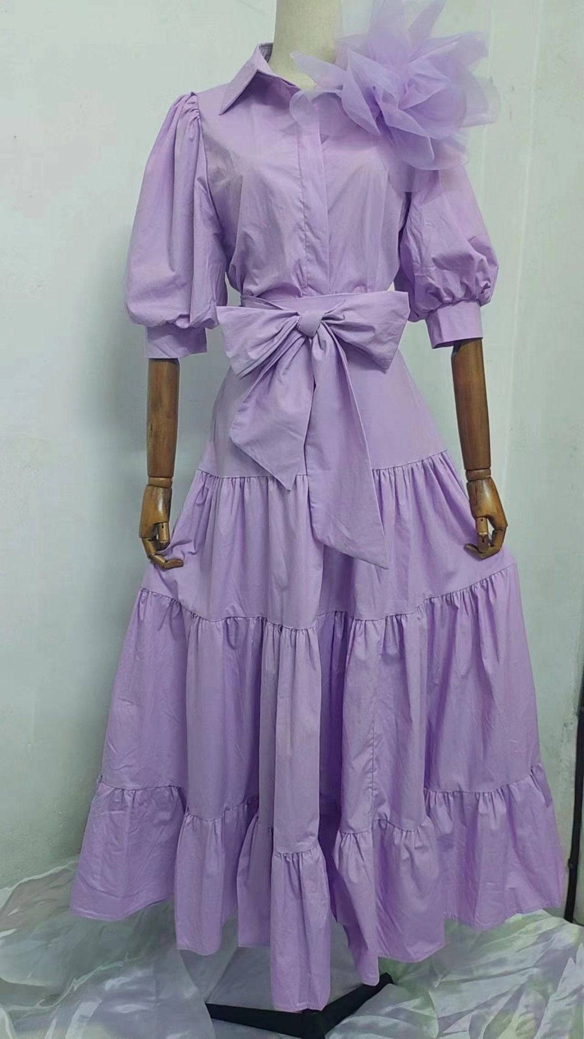 Elegantes Bandage-Maxikleid mit Diamanten – Bodenlang & Quadratkragen