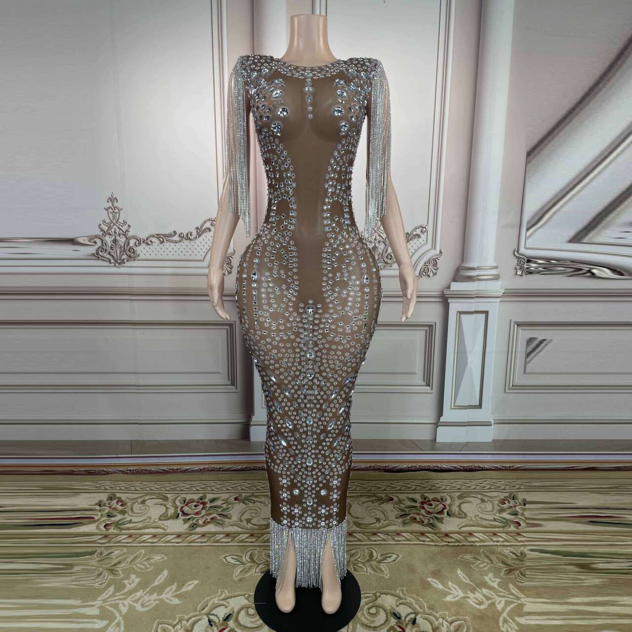Elegantes Bandage-Maxikleid mit Diamanten – Bodenlang & Quadratkragen