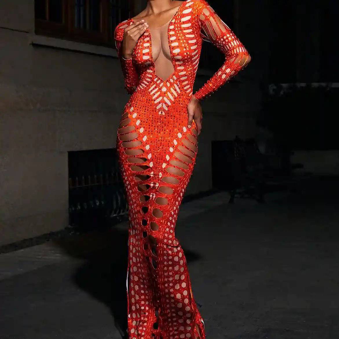 Elegantes Bandage-Maxikleid mit Diamanten – Bodenlang & Quadratkragen