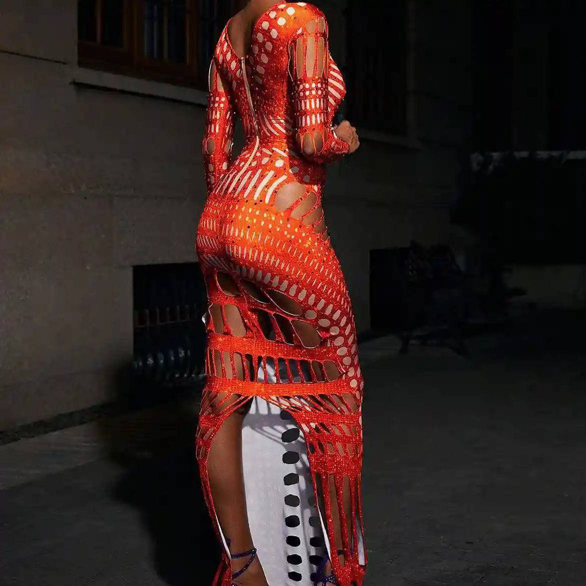 Elegantes Bandage-Maxikleid mit Diamanten – Bodenlang & Quadratkragen