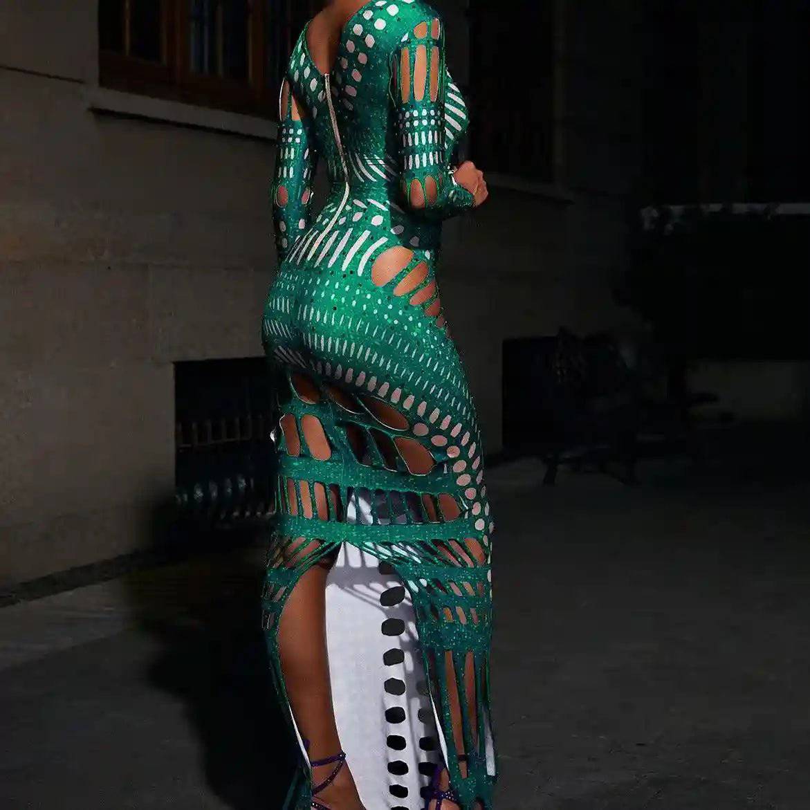 Elegantes Bandage-Maxikleid mit Diamanten – Bodenlang & Quadratkragen