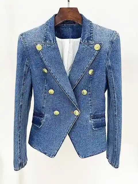 {{ product_title }} – Exklusive Damenmode für besondere Anlässe | HotFashionista.de