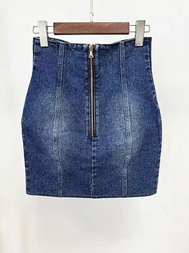{{ product_title }} – Exklusive Damenmode für besondere Anlässe | HotFashionista.de