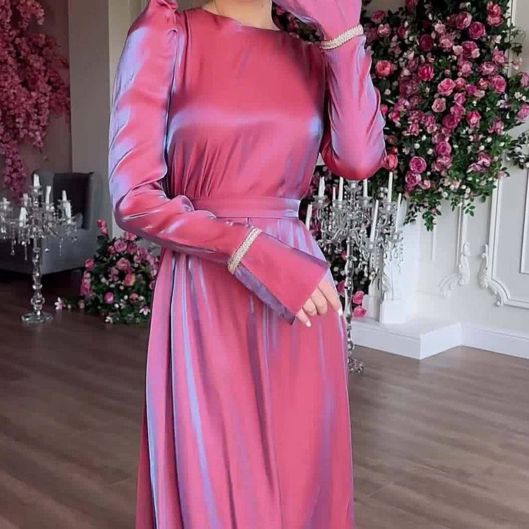 {{ product_title }} – Exklusive Damenmode für besondere Anlässe | HotFashionista.de