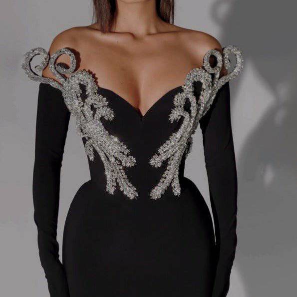 Elegantes Bandage-Maxikleid mit Diamanten – Bodenlang & Quadratkragen