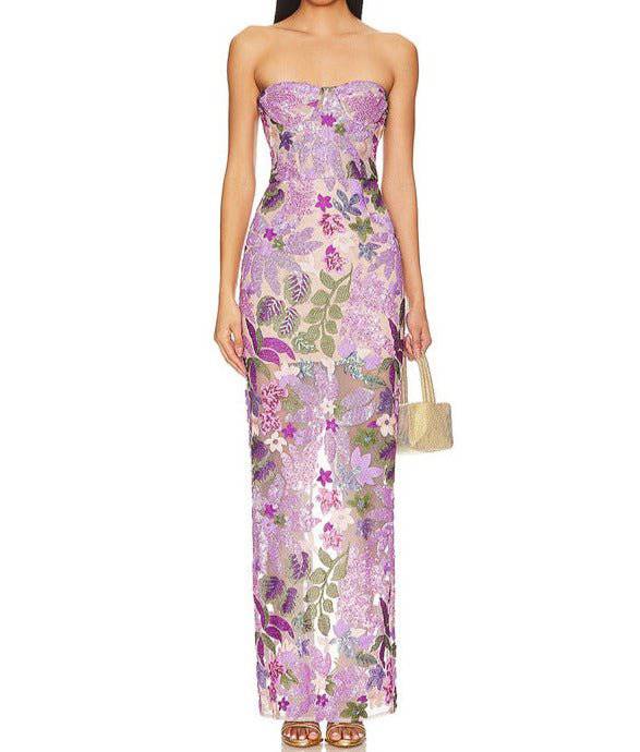 {{ product_title }} – Exklusive Damenmode für besondere Anlässe | HotFashionista.de