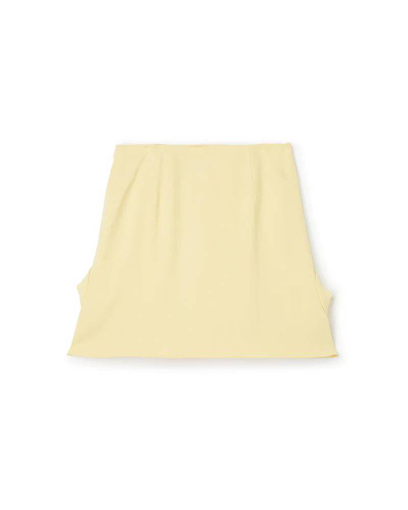 {{ product_title }} – Exklusive Damenmode für besondere Anlässe | HotFashionista.de