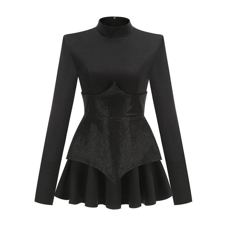 Elegantes Bandage-Maxikleid mit Diamanten – Bodenlang & Quadratkragen