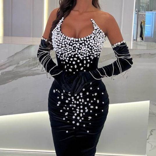 {{ product_title }} – Exklusive Damenmode für besondere Anlässe | HotFashionista.de