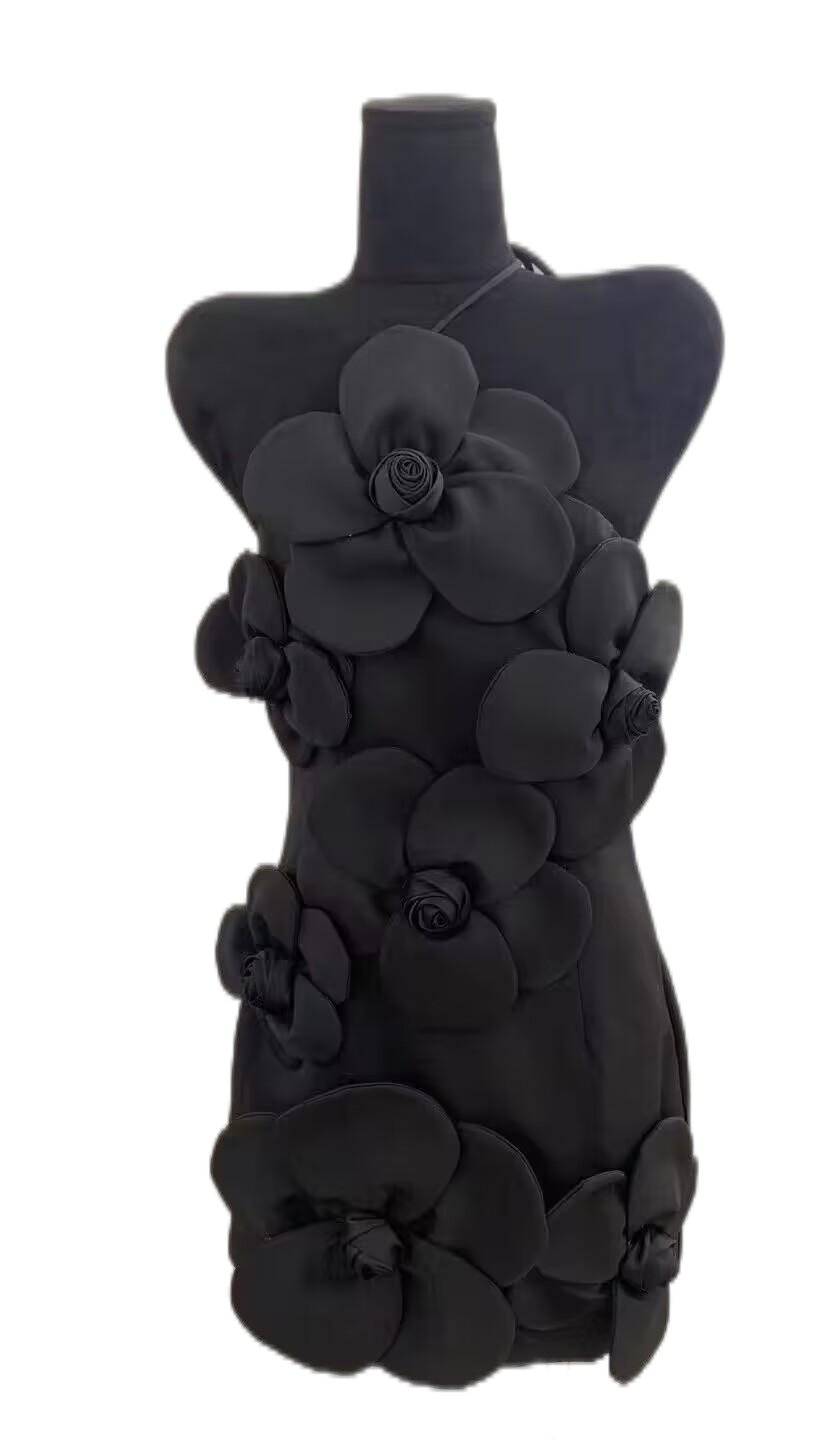 Elegantes Bandage-Maxikleid mit Diamanten – Bodenlang & Quadratkragen