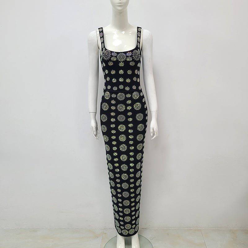 Elegantes Bandage-Maxikleid mit Diamanten – Bodenlang & Quadratkragen