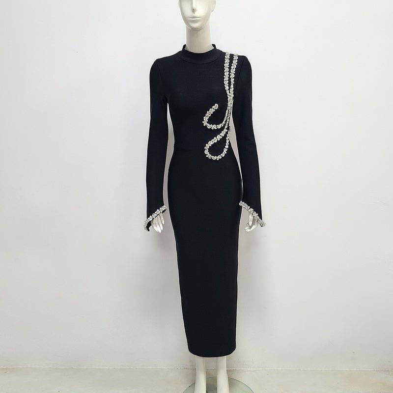 {{ product_title }} – Exklusive Damenmode für besondere Anlässe | HotFashionista.de