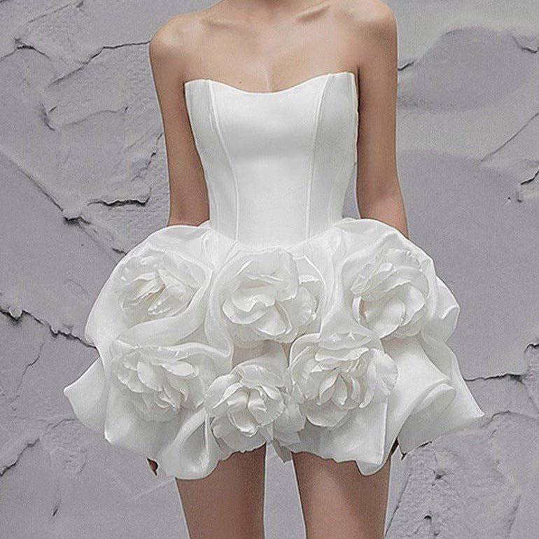{{ product_title }} – Exklusive Damenmode für besondere Anlässe | HotFashionista.de