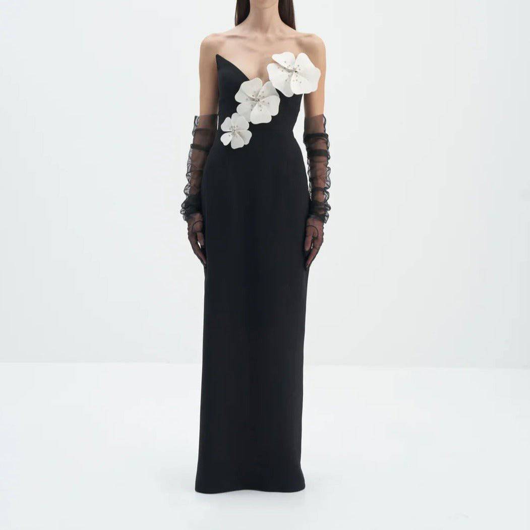Produktbild von Elegantes Bandage-Maxikleid mit Diamanten – Bodenlang & Quadratkragen in xs, erhältlich bei Hot Fashionista