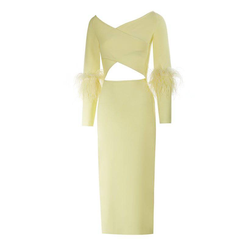 {{ product_title }} – Exklusive Damenmode für besondere Anlässe | HotFashionista.de