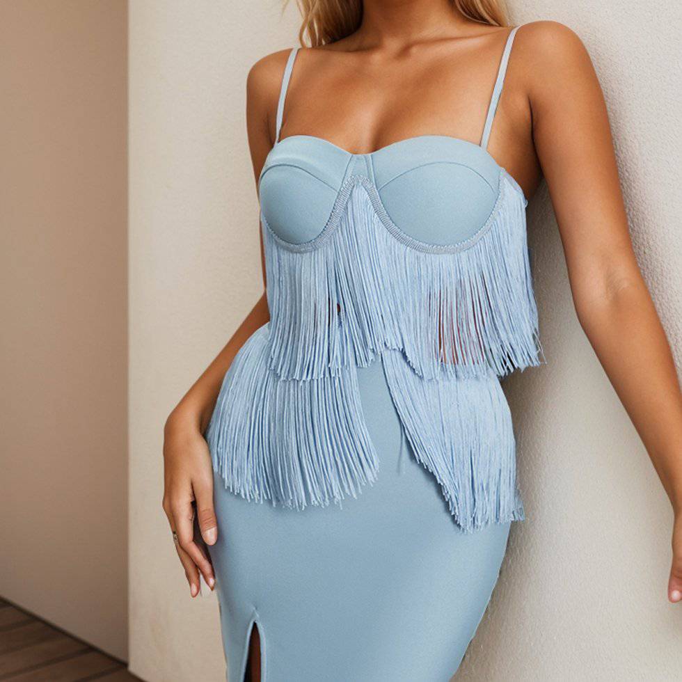 Elegantes Bandage-Maxikleid mit Diamanten – Bodenlang & Quadratkragen
