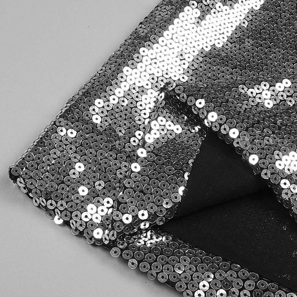 Elegantes Bandage-Maxikleid mit Diamanten – Bodenlang & Quadratkragen
