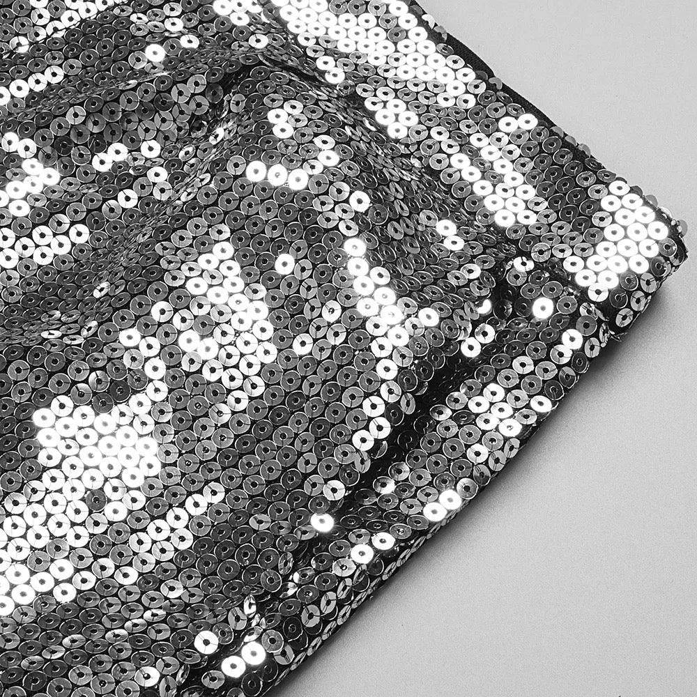 Elegantes Bandage-Maxikleid mit Diamanten – Bodenlang & Quadratkragen