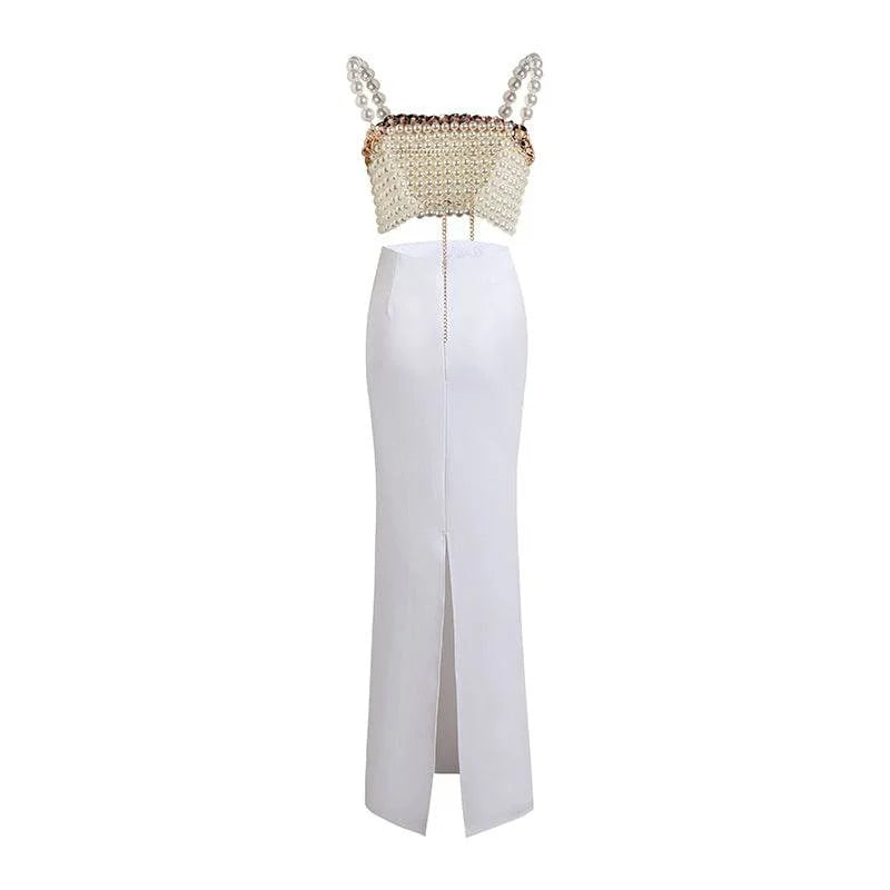 {{ product_title }} – Exklusive Damenmode für besondere Anlässe | HotFashionista.de