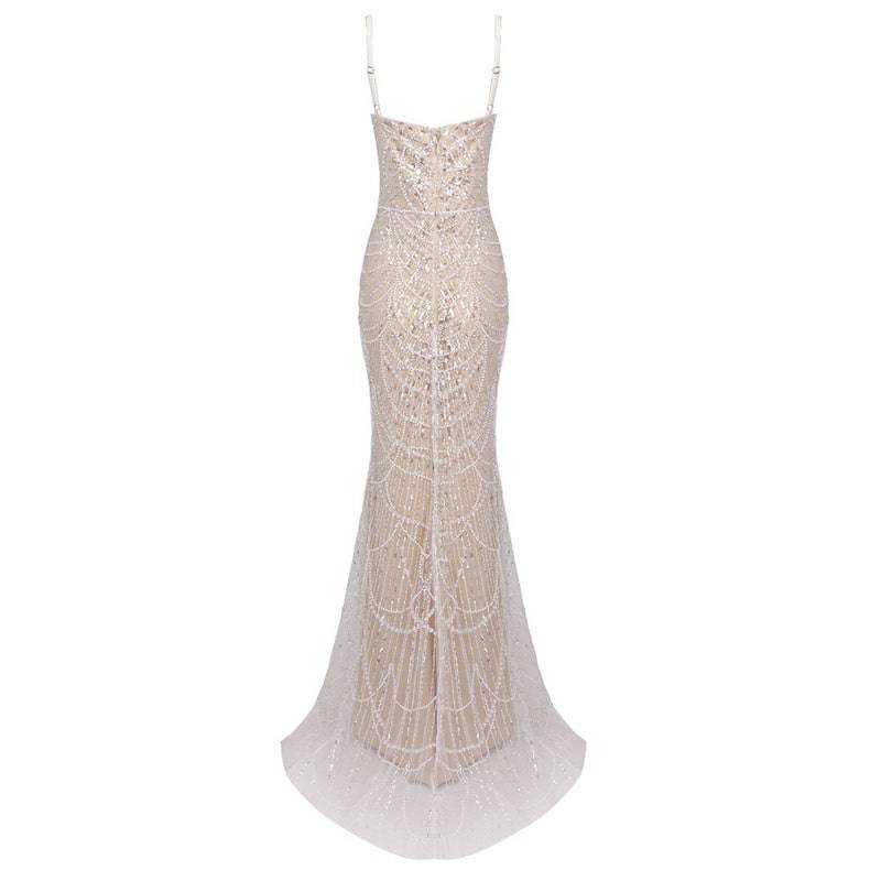 {{ product_title }} – Exklusive Damenmode für besondere Anlässe | HotFashionista.de