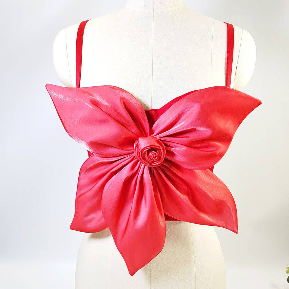 {{ product_title }} – Exklusive Damenmode für besondere Anlässe | HotFashionista.de