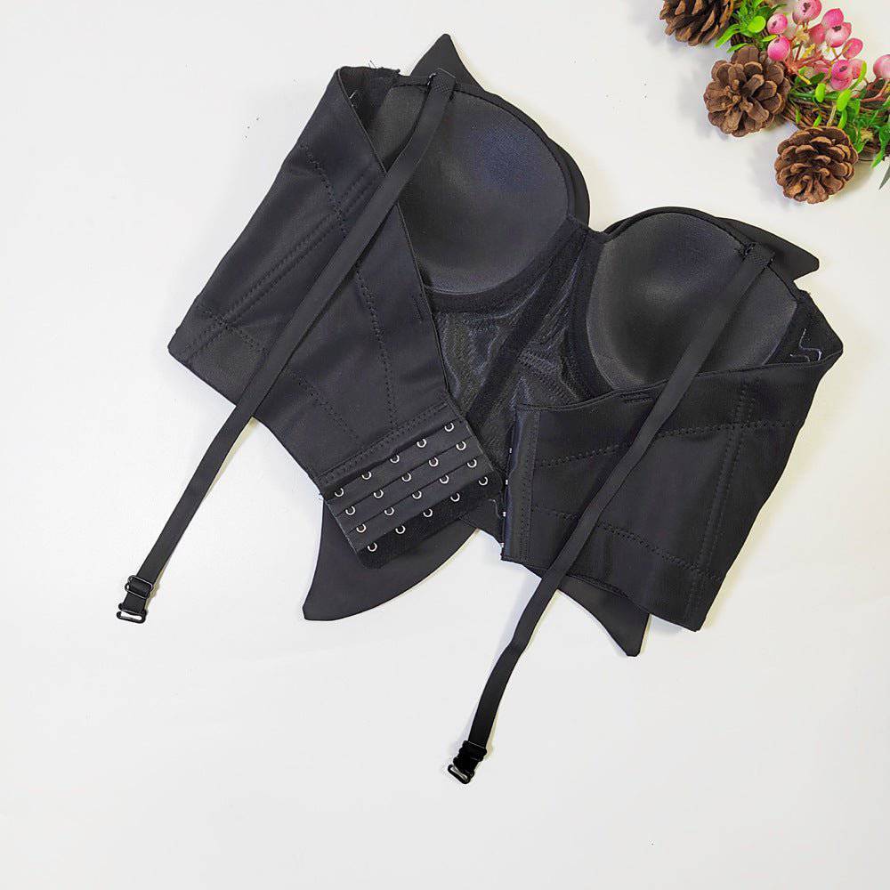 {{ product_title }} – Exklusive Damenmode für besondere Anlässe | HotFashionista.de