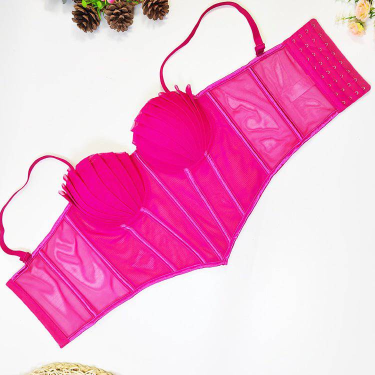 {{ product_title }} – Exklusive Damenmode für besondere Anlässe | HotFashionista.de