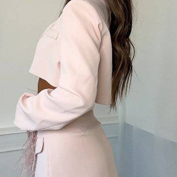 Elegantes Bandage-Maxikleid mit Diamanten – Bodenlang & Quadratkragen