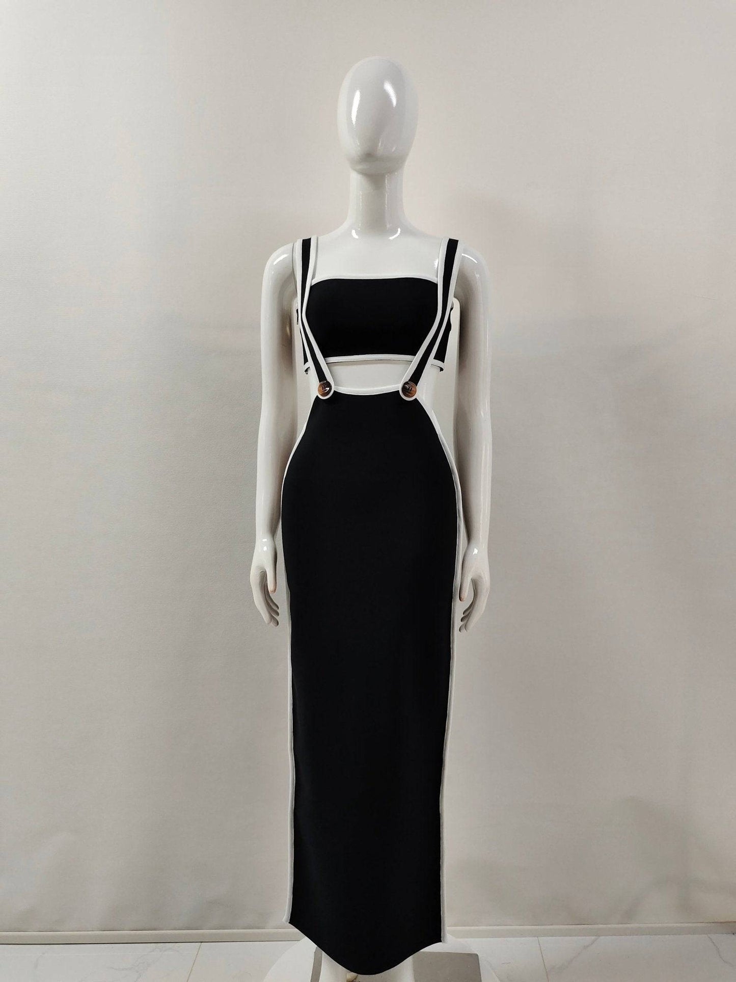 Elegantes Bandage-Maxikleid mit Diamanten – Bodenlang & Quadratkragen