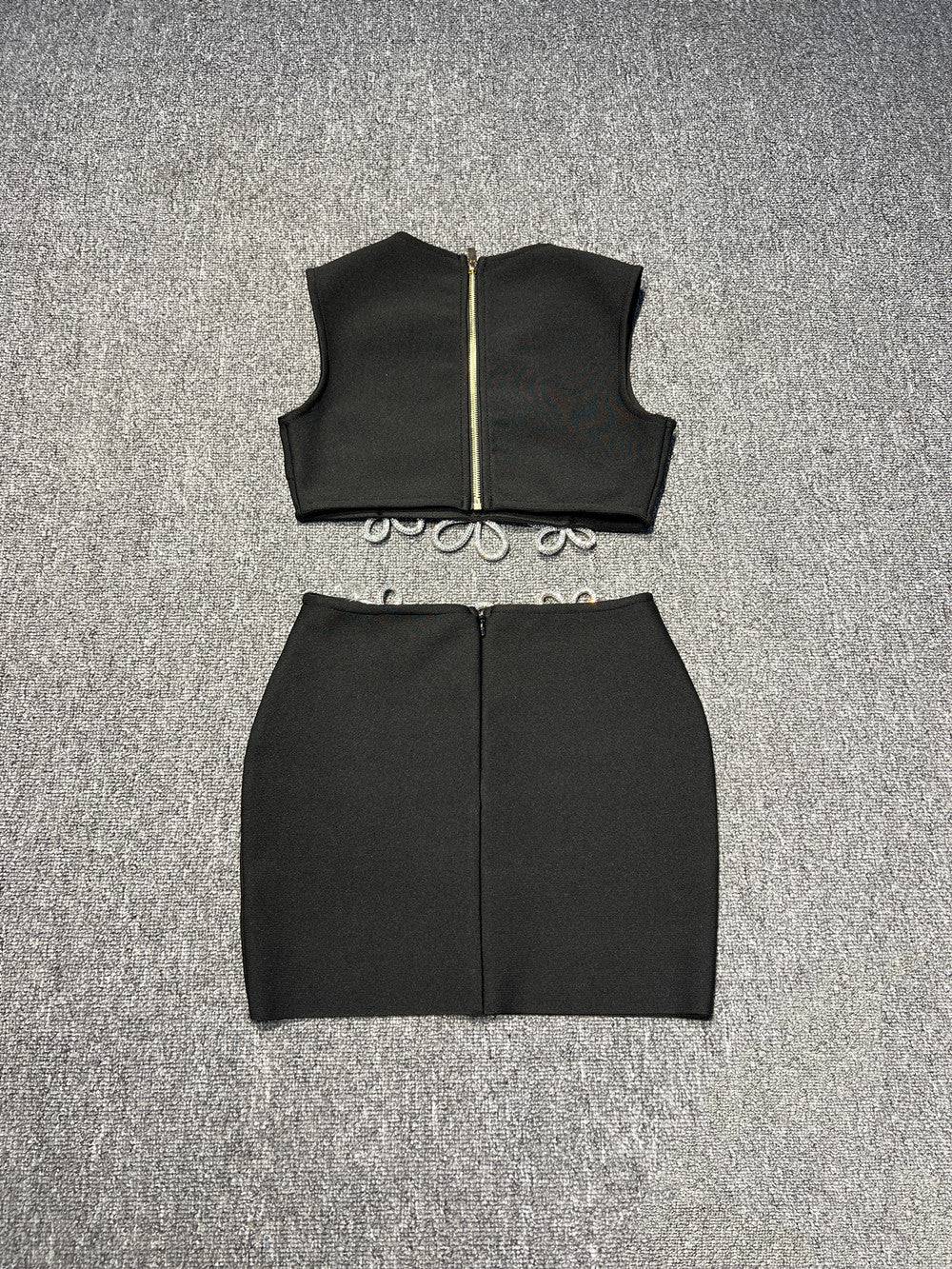 Elegantes Bandage-Maxikleid mit Diamanten – Bodenlang & Quadratkragen