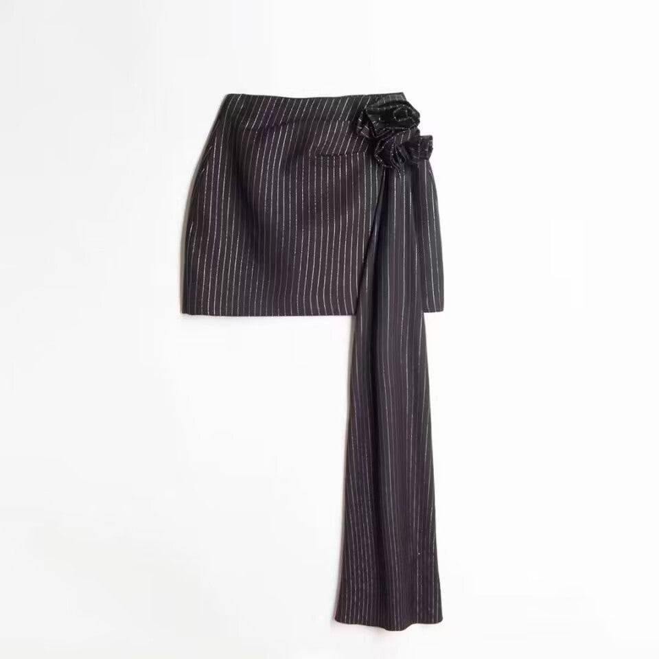 Elegantes Bandage-Maxikleid mit Diamanten – Bodenlang & Quadratkragen