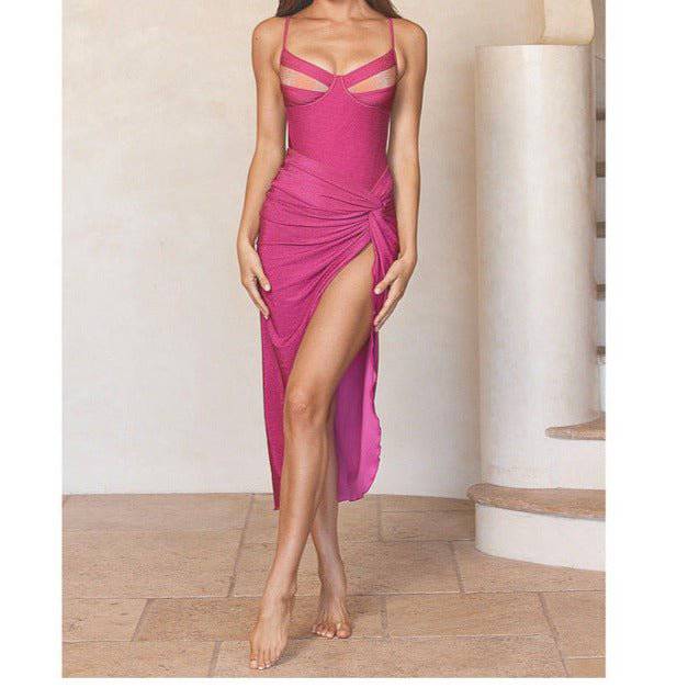 Produktbild von Elegantes Bandage-Maxikleid mit Diamanten – Bodenlang & Quadratkragen in S, erhältlich bei Hot Fashionista