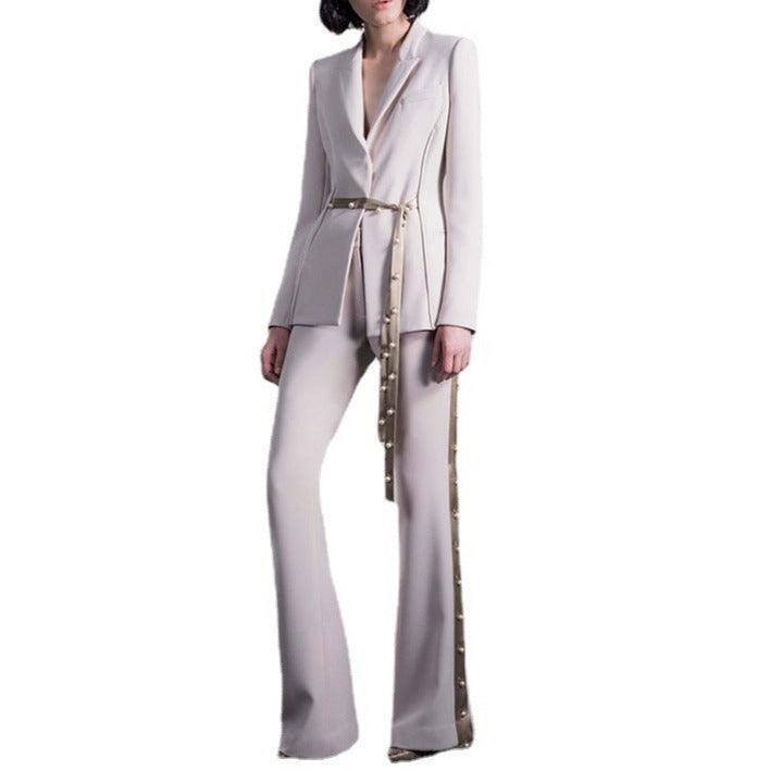 Produktbild von Elegantes Bandage-Maxikleid mit Diamanten – Bodenlang & Quadratkragen in XS, erhältlich bei Hot Fashionista