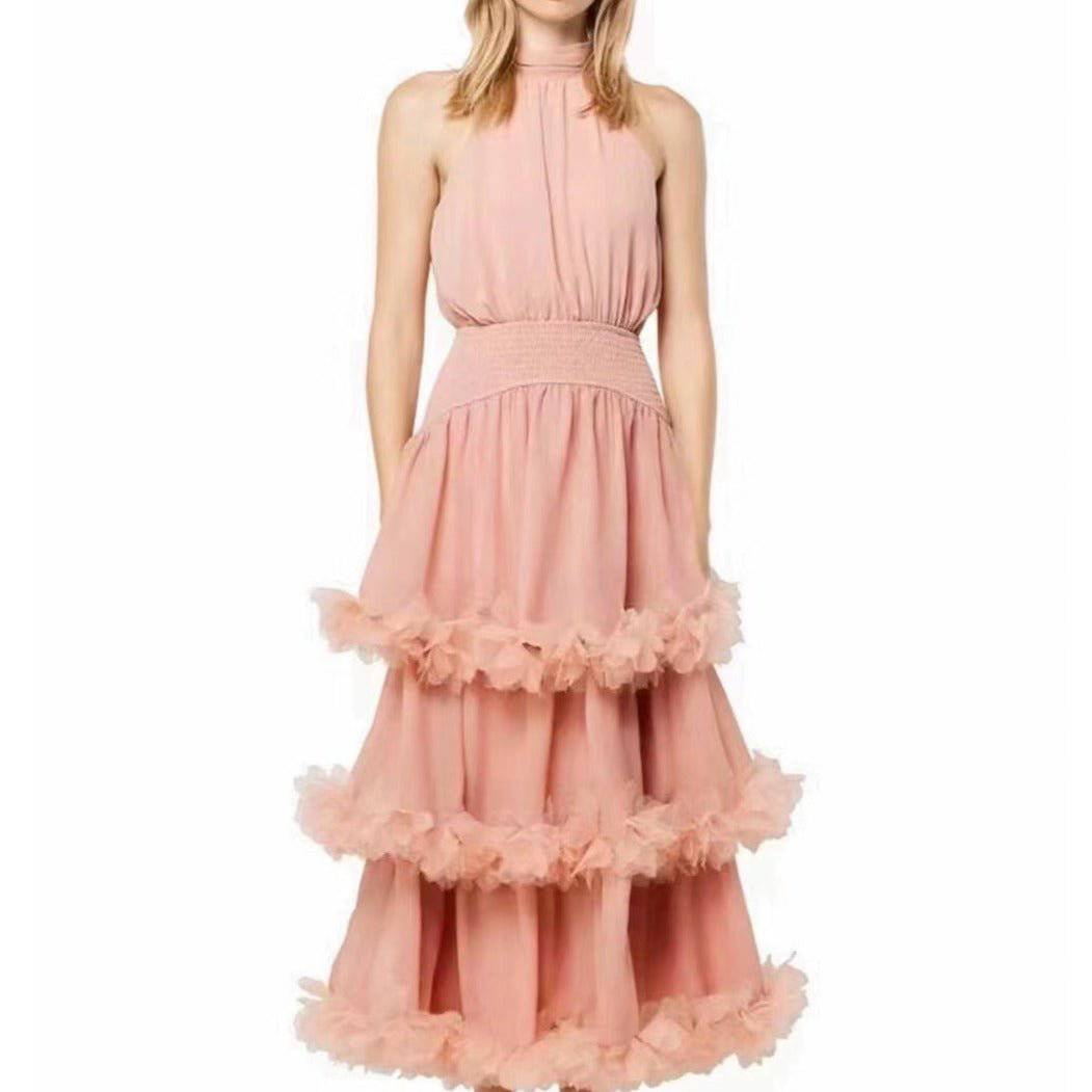 {{ product_title }} – Exklusive Damenmode für besondere Anlässe | HotFashionista.de